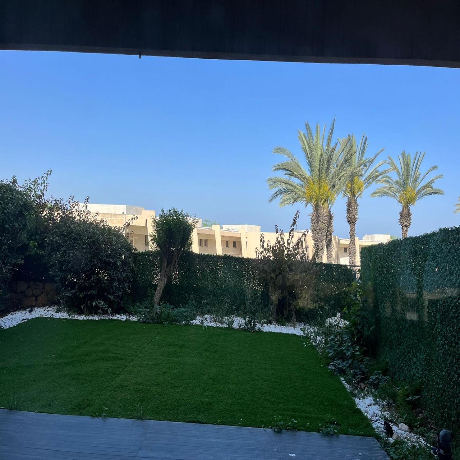 Caesarea Inn Exterior foto